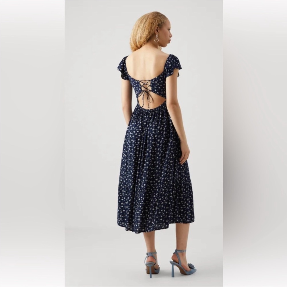 Hollister Floral Navy Dress - Picture 2 of 6